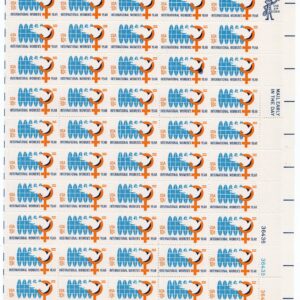 Scott #1571 International Women's Year Sheet of 50 Stamps - MNH LR #3