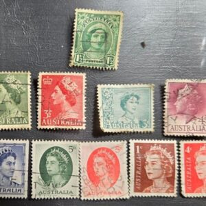 Stamp Australia 1942-1966 Queen Elizabeth & QE II A37/72/97/108/110/138/157 used