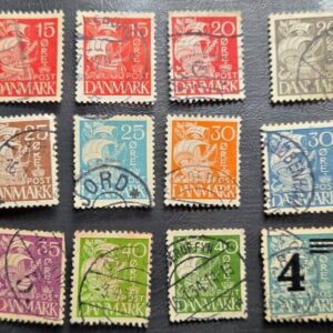 Stamp Denmark 1927-1940 Caravel A30 set of 17 used