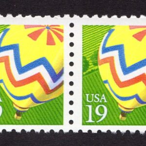 Scott #2530 19¢ Hot Air Balloons Booklet Pair Stamps - MNH