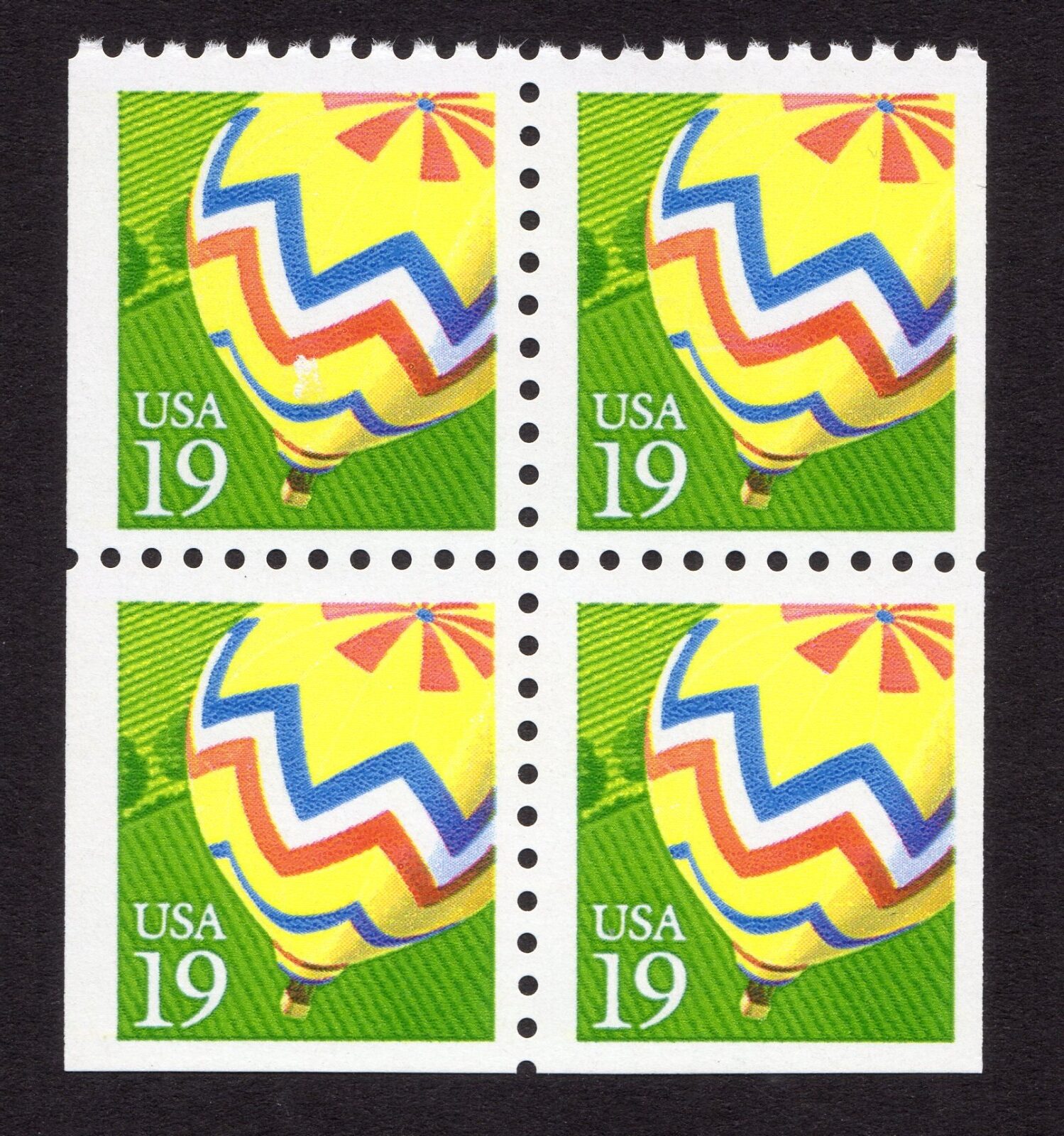 Scott #2530 19¢ Hot Air Balloons Booklet Block of 4 Stamps - MNH