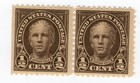 Scott #551 Nathan Hale Pair of Stamps - MNH #2 Left Edge VF/XF