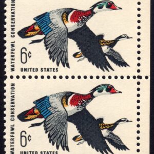 Scott #1362 Waterfowl Conservation (Ducks) Vertical Pair of Stamps - MNH