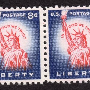 Scott #1041 Statue of Liberty 8c Pair of Stamps - MNH