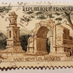 Stamp Europe France 1957 set of 2, Roman Ruins, St Remy & Evian-les-Bains