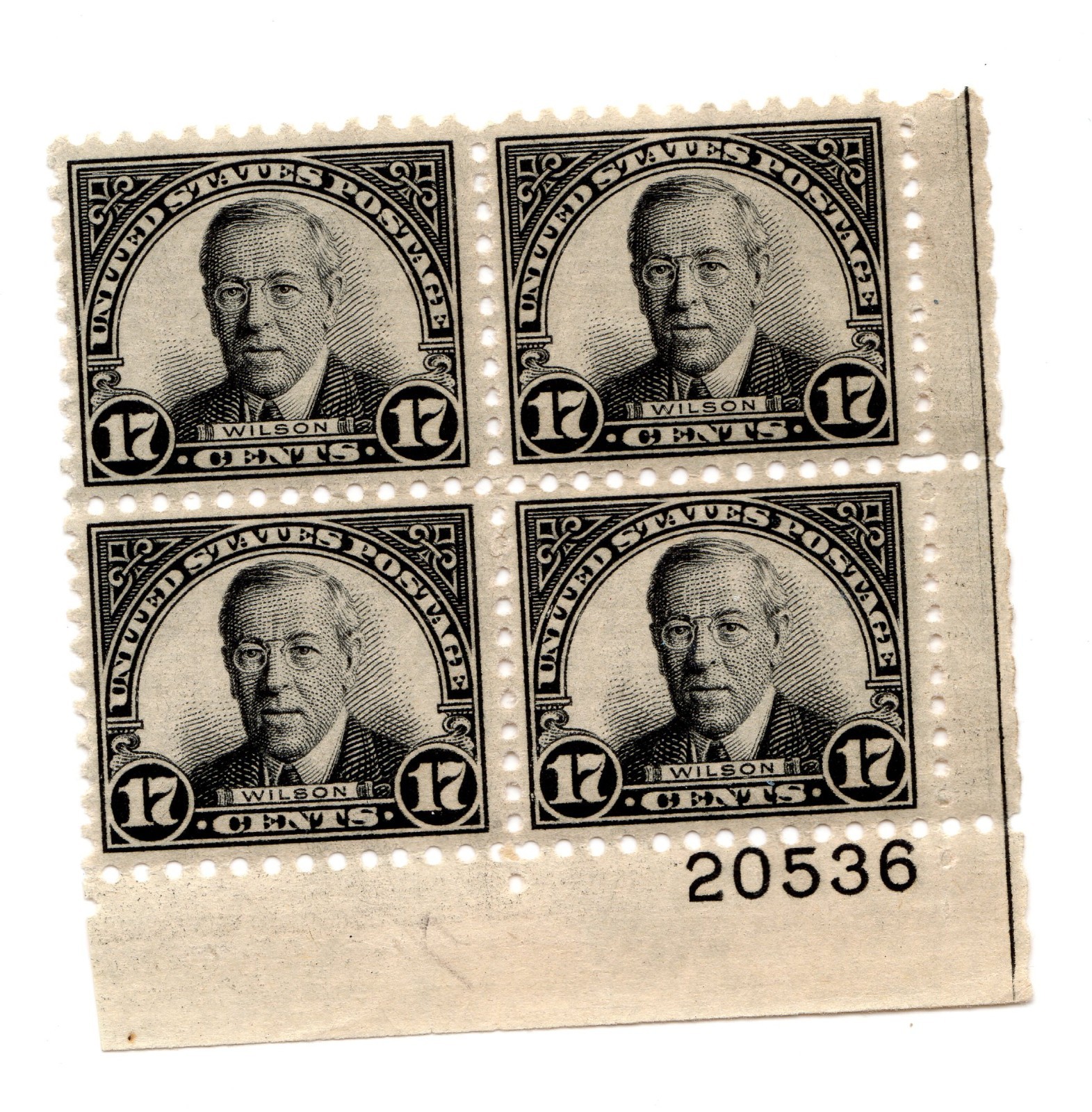Scott #697 Woodrow Wilson Plate Block of 4 Stamps - MNH