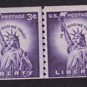 Scott #1057 Statue of Liberty Coil Line Pair of Stamps - MNH