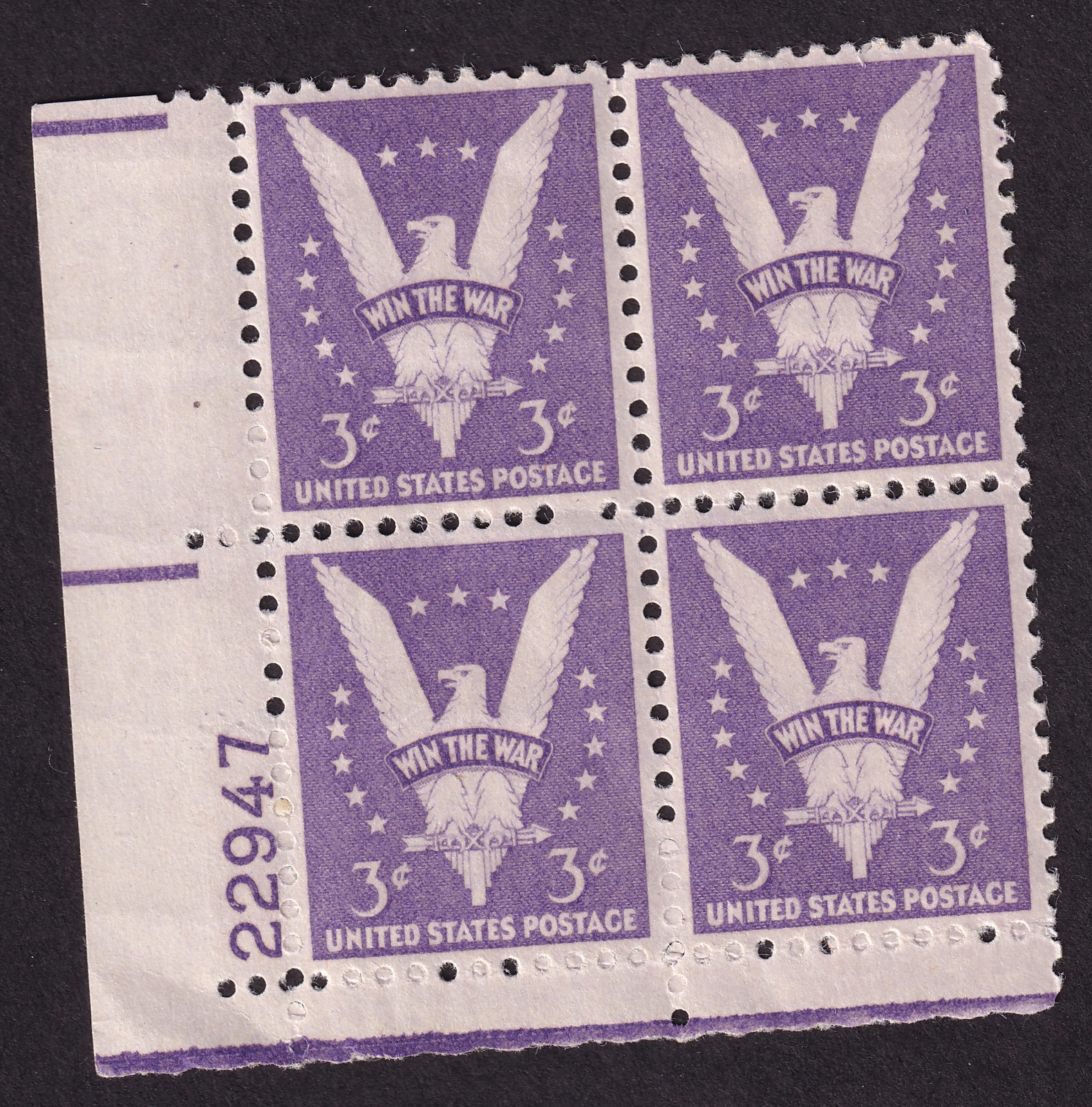 Scott #905 Win the War Plate Block of 4 Stamps - MNH P#22947 LL