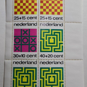 Stamp Europe Netherlands 1973 Child Welfare - games B499a MNH