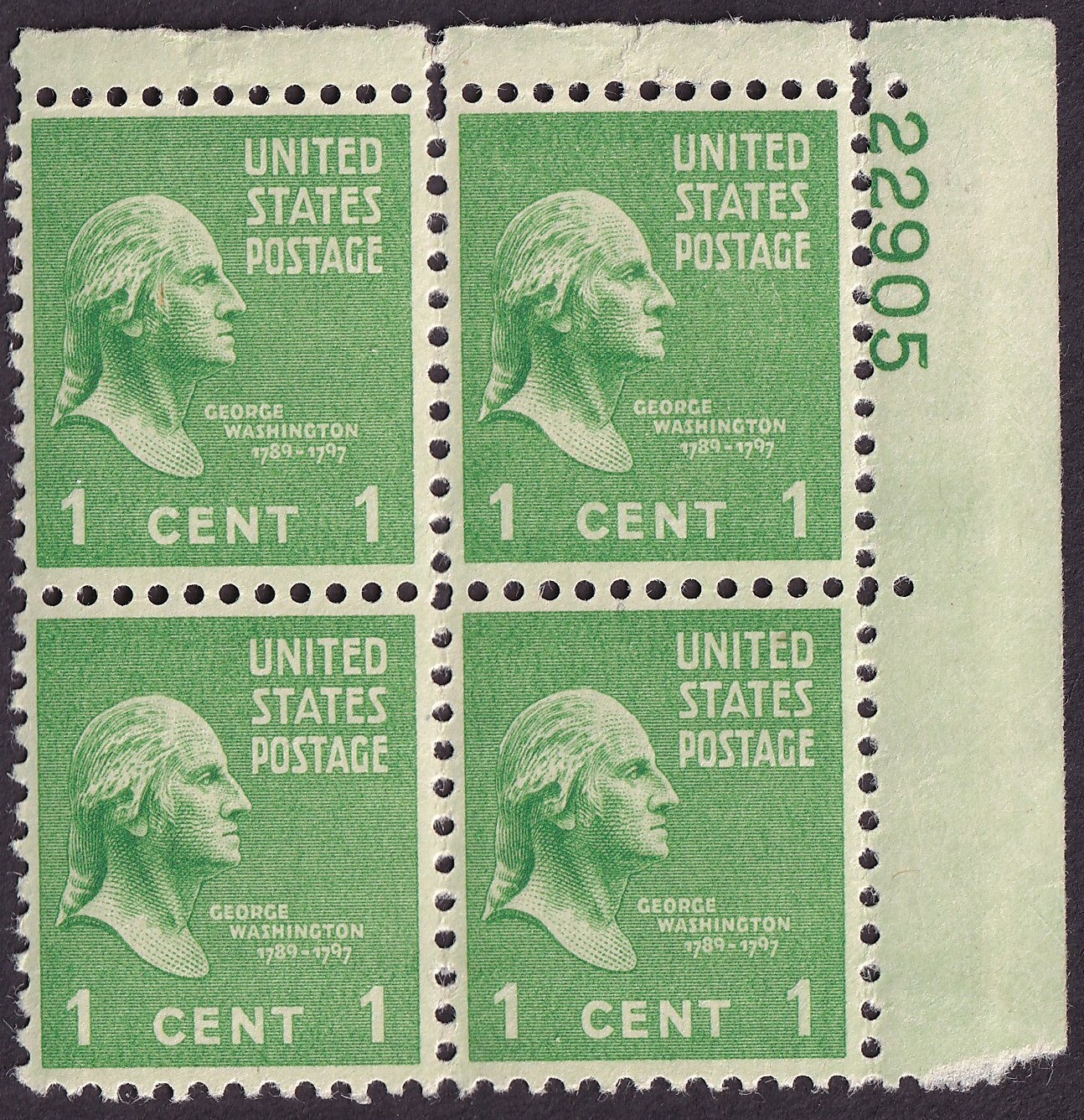 Scott #804 George Washington Plate Block of 4 Stamps - MNH P#22905 PC#1